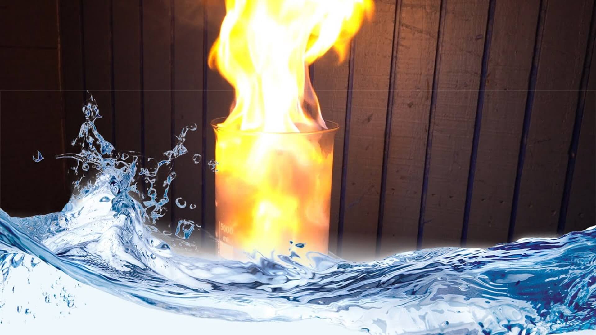 Вода gorji. Горение воды. Вода горит. Огонь и вода. Пожар на воде.